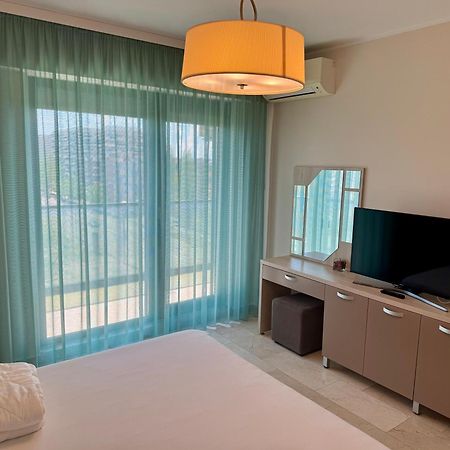 Sophia 3 Luxury Apartments Mamaia Rum bild