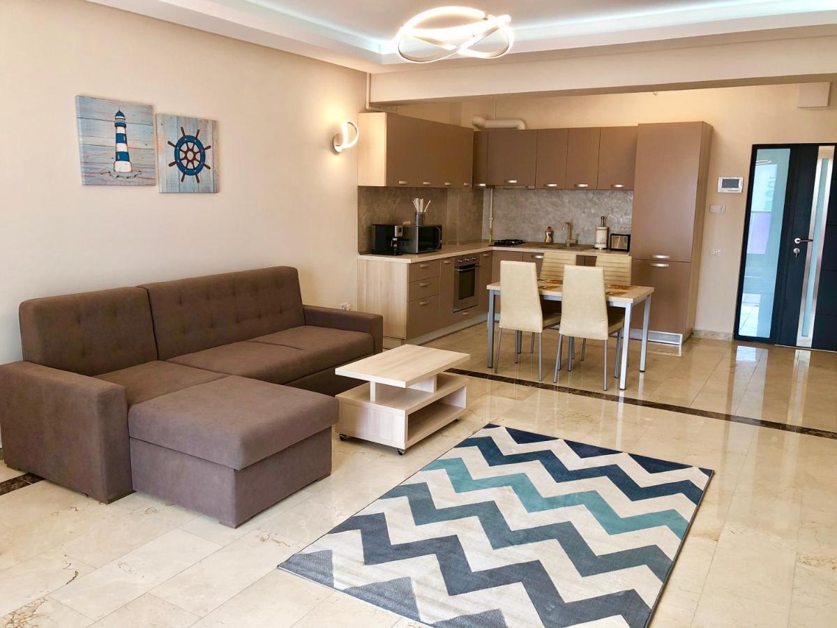 Sophia 3 Luxury Apartments Mamaia Exteriör bild