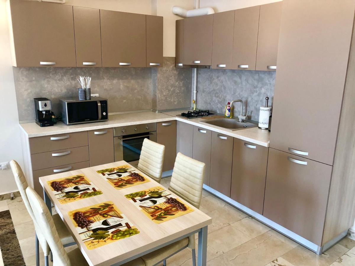 Sophia 3 Luxury Apartments Mamaia Exteriör bild